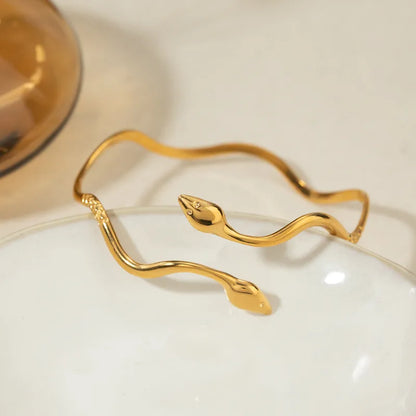 Retro Gold Snake Bangle