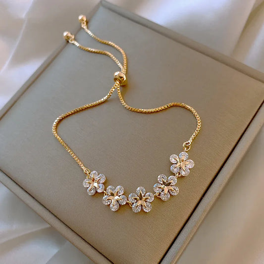 Blossom Link Chain Bracelet