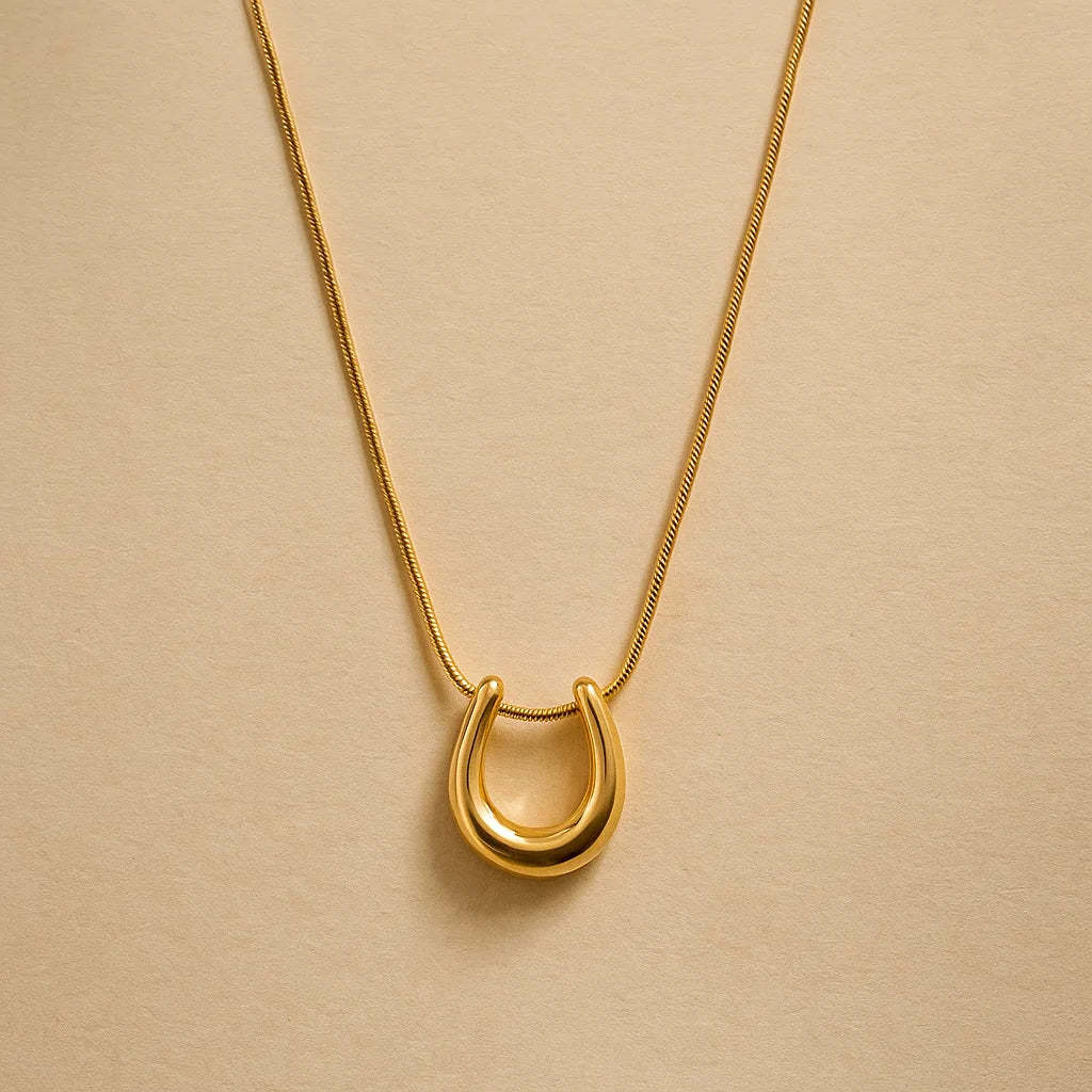 Modern Horseshoe Pendant Necklace