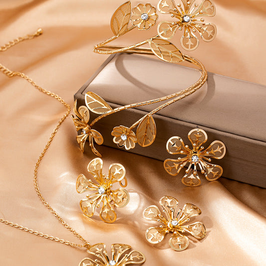Artistic Flower Luxe Necklace earrings bracelet ring Set