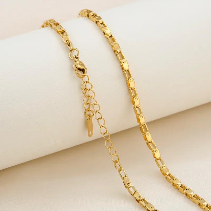 Geometric Box Disc Link Chain