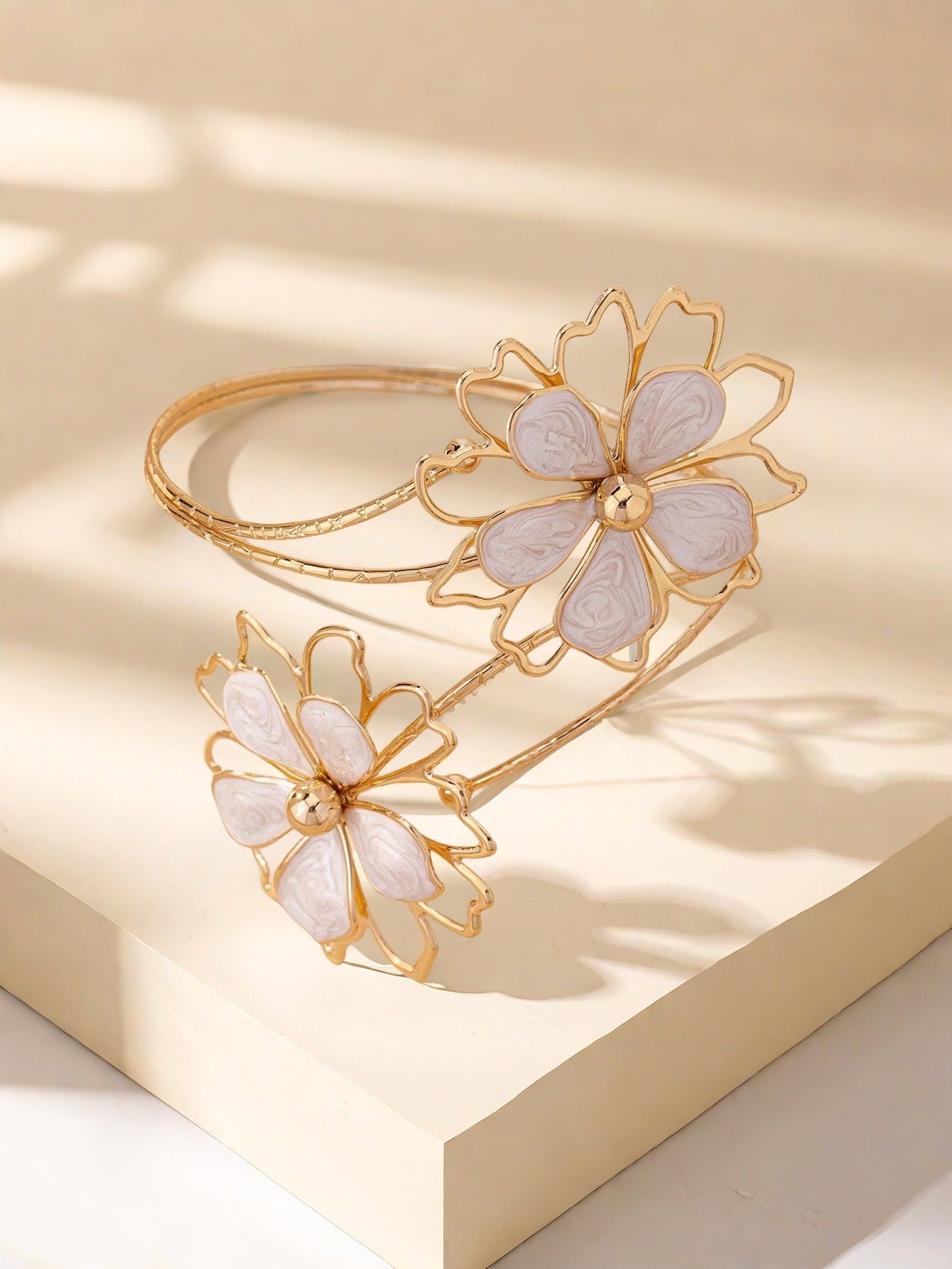 Pastoral Style Arm Ring